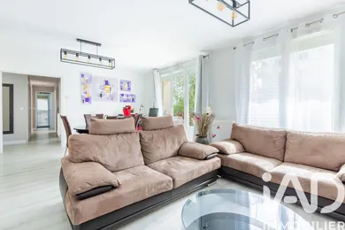 Apartment in Palaiseau (91120)