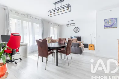 Apartment in Palaiseau (91120)