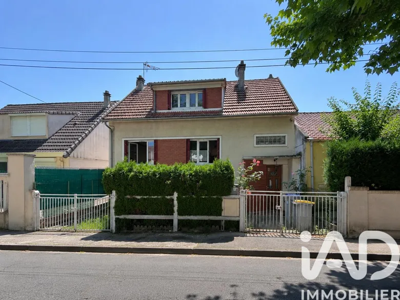 Maison 4 pièces 104 m² · à Goussainville · 104 m² · 260 000 €