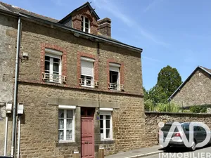 Maison de ville à Lassay-les-Châteaux (53110)