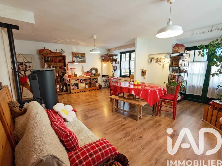 Maison 3 pièces 142 m² · à Mens · 142,4 m² · 255 000 €