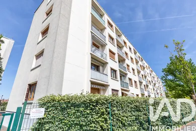 Apartment in Viry-Châtillon (91170)