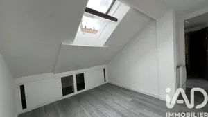 Apartment in Paris (75009)