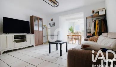 Appartement à Magny-le-Hongre (77700)