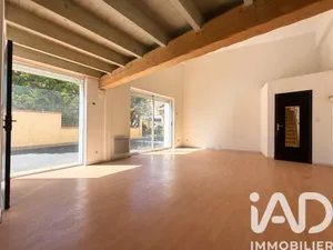 Immeuble à Espira-de-l'Agly (66600)