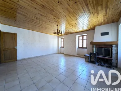 Maison de village à Saint-Félicien (07410)