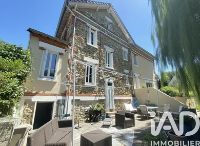 Maison à Écouen (95440)
