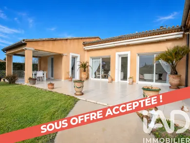 Maison traditionnelle à Sainte-Cécile-les-Vignes (84290)