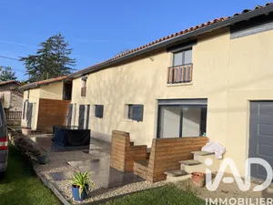 Traditional house in Chef-Boutonne (79110)