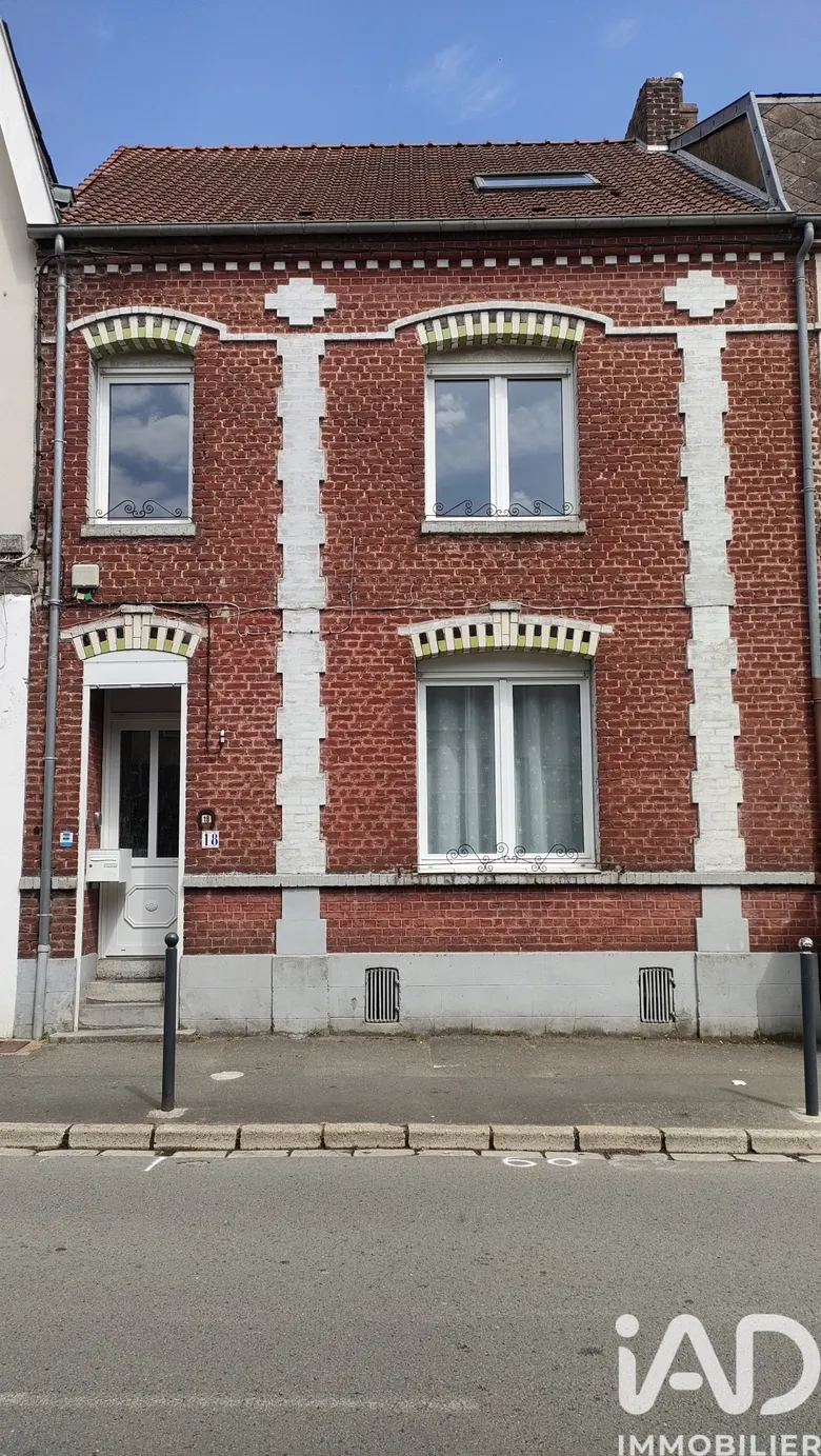 Maison 6 pièces 164 m² · à Aubigny-en-Artois · 164 m² · 188 000 €