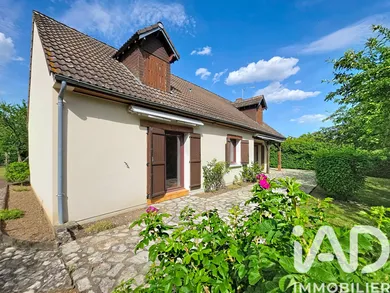 Traditional house in Gien (45500)