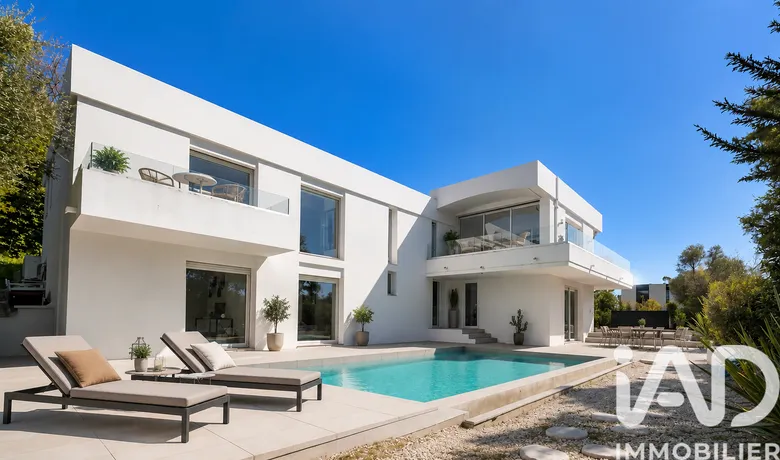Maison 5 pièces 258 m² · à Le Cannet · 257,8 m² · 2 099 000 €