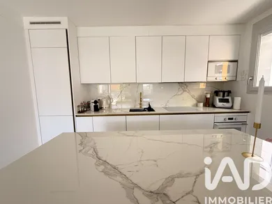 Apartment in Saint-Genis-Pouilly (01630)
