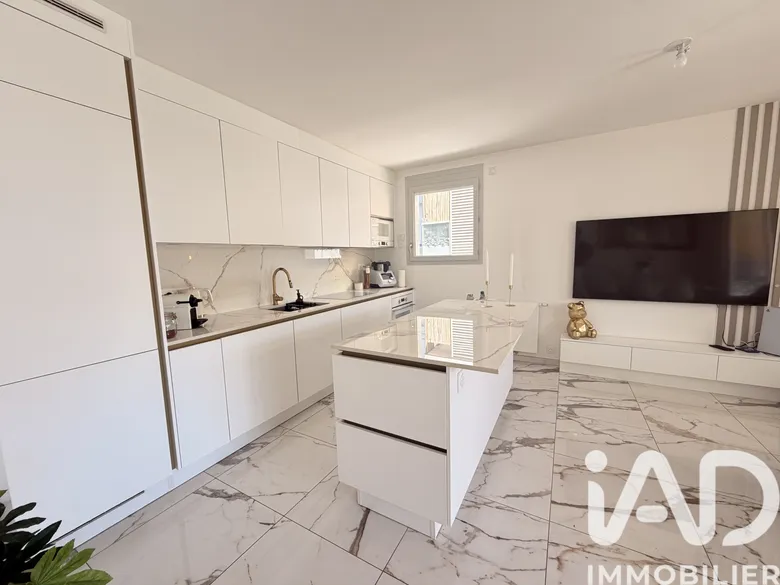 Appartement 4 pièces 82 m² · à Saint-Genis-Pouilly · 82 m² · 570 000 €