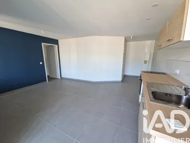 Appartement à La Coucourde (26740)