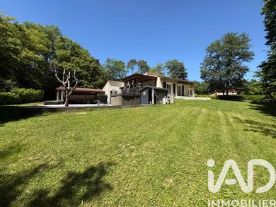 Maison traditionnelle à Targon (33760)