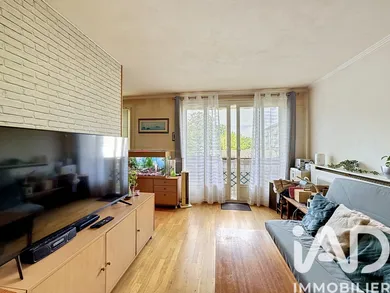 Appartement à Le Mesnil-le-Roi (78600)