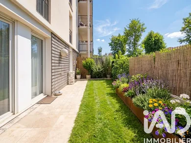 Appartement à Sainte-Geneviève-des-Bois (91700)