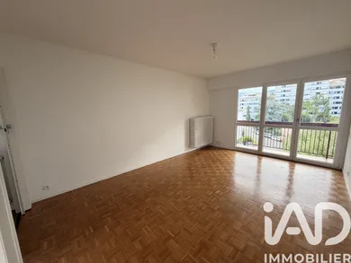 Apartment in Saint-Julien-en-Genevois (74160)