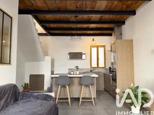 Townhouse in Carpentras (84200)