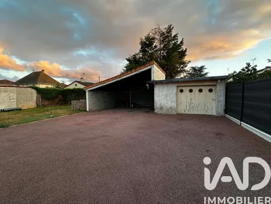House in Thouars (79100)