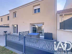 Maison à Neufmoutiers-en-Brie (77610)