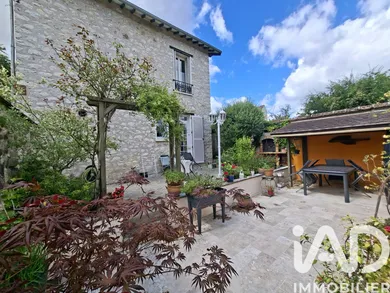Maison à Moret-Loing-et-Orvanne (77250)