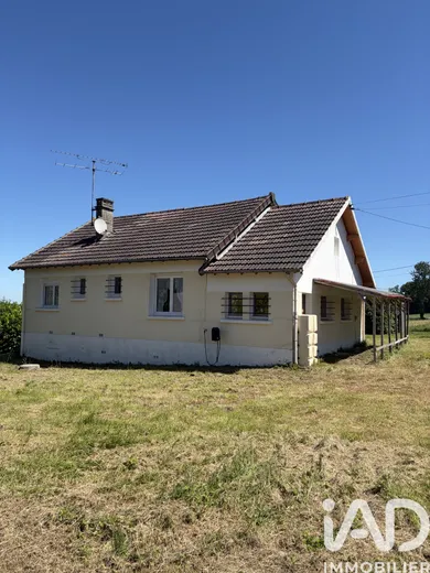 Maison à Saint-Cyr-sur-Morin (77750)