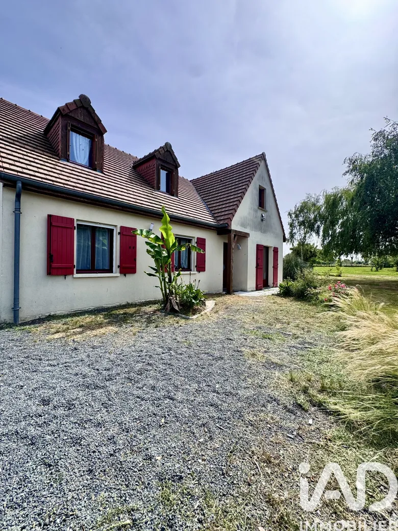 Maison 8 pièces 157 m² · à Thilouze · 157 m² · 319 900 €