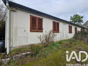 Building in La Chapelle-Saint-Mesmin (45380)
