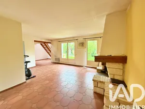 Maison traditionnelle à Moissy-Cramayel (77550)