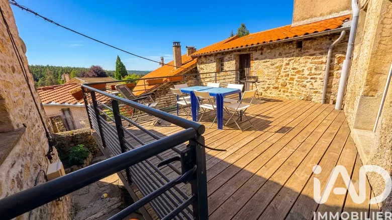 Maison 5 pièces 186 m² · à Le Bessat · 186 m² · 210 000 €