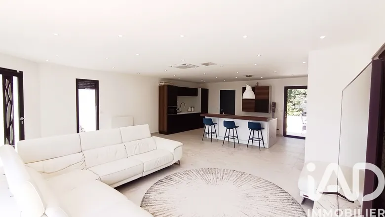 Maison 5 pièces 120 m² · à Villerest · 120 m² · 320 000 €