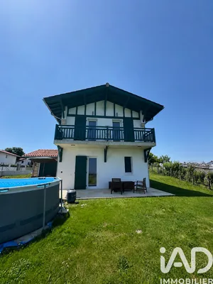 Traditional house in Espelette (64250)