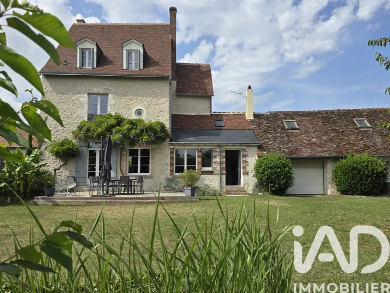 Maison 7 pièces 173 m² · à Cellettes · 173 m² · 399 000 €