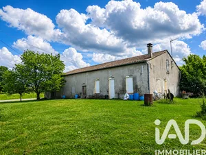 Farm in Saint-Rémy (24700)