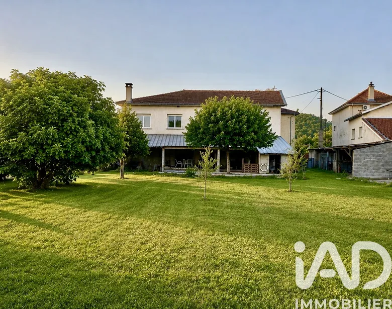 Maison 7 pièces 213 m² · à Manthes · 212,6 m² · 309 000 €