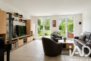 Maison à Éragny (95610)