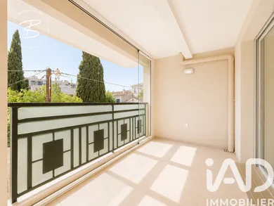 Apartment in Toulon (83100)