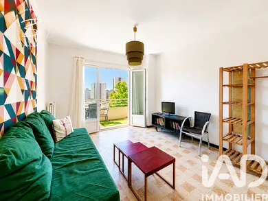 Apartment in Toulon (83000)