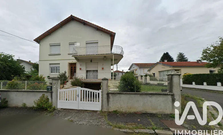 Maison 8 pièces 177 m² · à Lourdes · 177 m² · 179 000 €