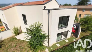 House in Sathonay-Village (69580)