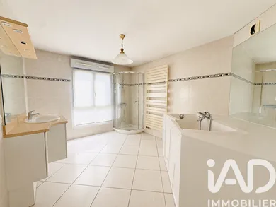 Appartement à Saint-Étienne (42100)
