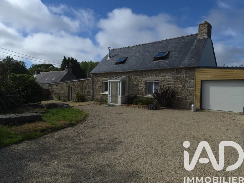 Maison 5 pièces 119 m² · à Plésidy · 119 m² · 249 990 €