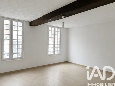 Immeuble à Tonnerre (89700)
