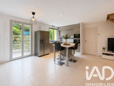 House in Divonne-les-Bains (01220)
