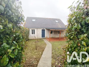 Pavillon à Saint-Aubin-des-Coudrais (72400)