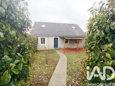 Pavillon à Saint-Aubin-des-Coudrais (72400)