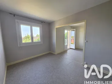 Appartement à La Chapelle-Saint-Luc (10600)