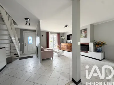 Maison traditionnelle à Gargenville (78440)